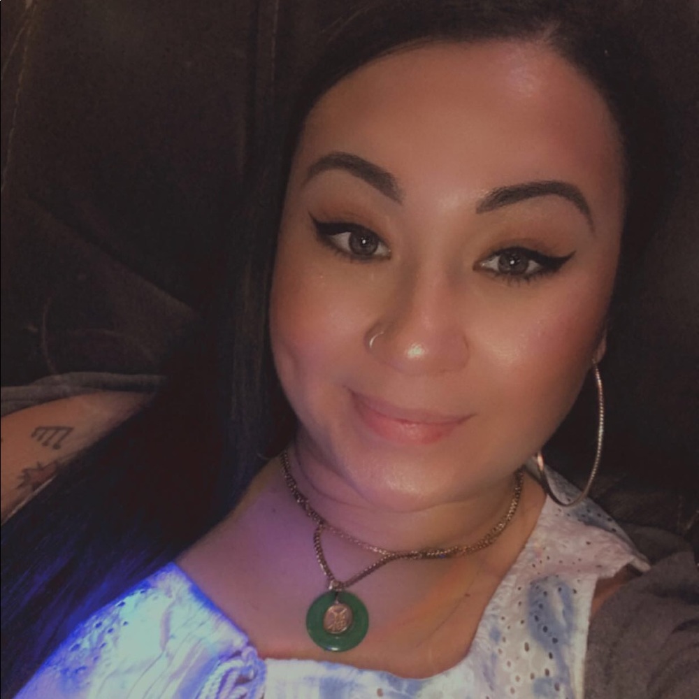 Meet your Posher, Christina